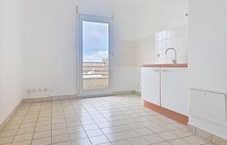 Reims, Champagne-Ardenne 51100