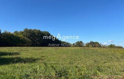 Saint-Leon-Sur-Vezere, Aquitaine 24290