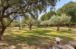 Nîmes, Languedoc-Roussillon 30000