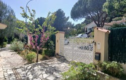La Garde, Var 83130