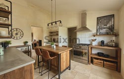 Castillon-du-Gard, Occitanie 30210