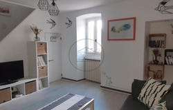 Barjac, Languedoc-Roussillon 30430