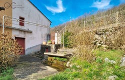 Verreries-de-Moussans, Languedoc-Roussillon 34220