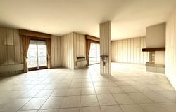 LONS-LE-SAUNIER, Bourgogne-Franche-Comté 39000