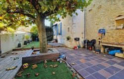 Quenne, Burgundy 89290