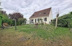 Senlis, Picardie 60300