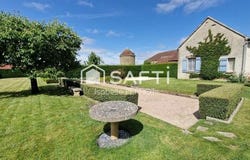 Carisey, Bourgogne 89360