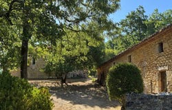 Albas, Lot 46140