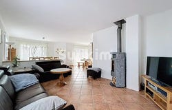 Grilly, Auvergne-Rhône-Alpes 01220