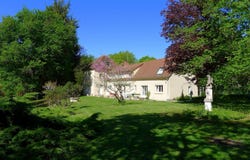 Paray-le-Monial, Burgundy 71600