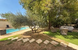 Uzès, Languedoc-Roussillon 30700
