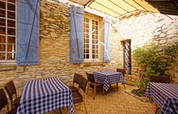 Tavel, Languedoc-Roussillon 30126