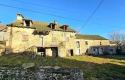 MOYRAZES, Midi-Pyrénées 12160