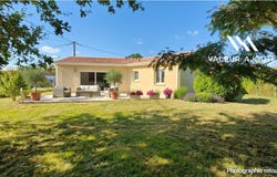 Laruscade, Aquitaine 33620
