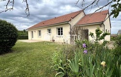 Marigny-Marmande, Centre 37120