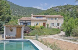 Rustrel, Provence-Alpes-Côte d'Azur 84400