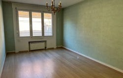 Sens, Yonne 89100