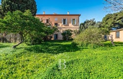 L'Île-Rousse, Corsica 20220