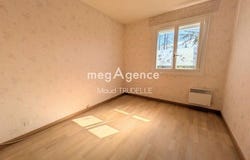 Spay, Pays de la Loire 72700