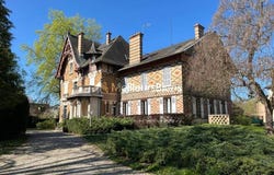 Sens, Yonne 89100