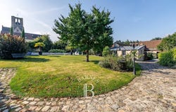 Senlis, Picardie 60300