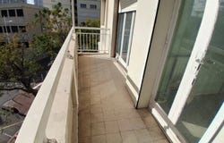 Toulon, Var 83000