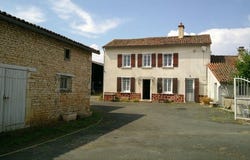 Blanzay, Poitou-Charentes 86400