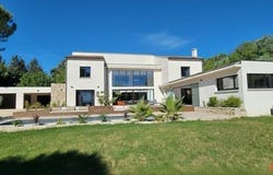 Pujaut, Languedoc-Roussillon 30131