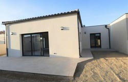 Lezignan-Corbieres, Languedoc-Roussillon 11200