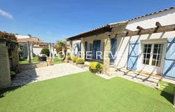 Mèze, Languedoc-Roussillon 34140