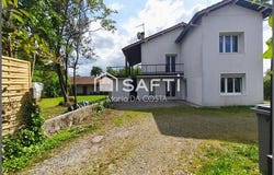 Pau, Aquitaine 64000