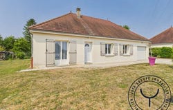 Estissac, Aube 10190