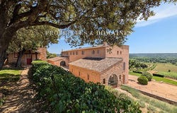 Cotignac, Provence-Alpes-Côte d'Azur 83570