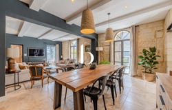 Uzès, Languedoc-Roussillon 30700