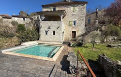 PRADINES, Occitanie 46090