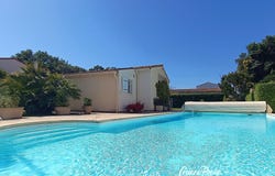 Garons, Languedoc-Roussillon 30128