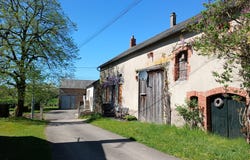 Mhère, Burgundy 58140