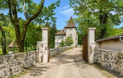 LEAZ, Auvergne-Rhône-Alpes 01200