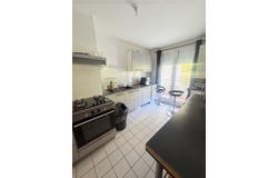 Saint-Etienne, Rhône-Alpes 42000