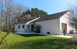 Fleury-sur-Loire, Burgundy 58240