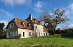 Villeneuve, Midi-Pyrénées 12260