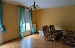 Caro, Brittany 56140