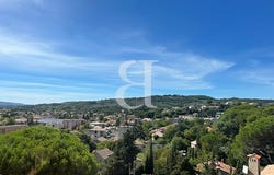 Nyons, Auvergne-Rhône-Alpes 26110