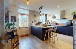 Leuhan, Bretagne 29390