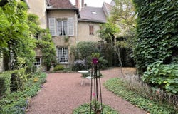 Autun, Burgundy 71400