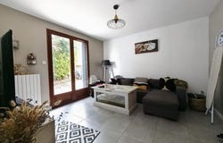 Cinq-Mars-La-Pile, Centre 37130
