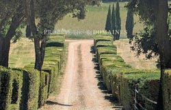 Cotignac, Provence-Alpes-Côte d'Azur 83570
