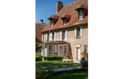 Bouges-le-Château, Centre 36110