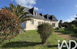 Trébeurden, Brittany 22560