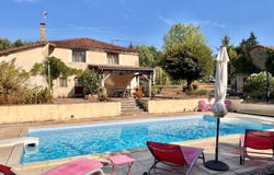 Charroux, Poitou-Charentes 86250